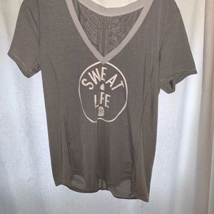 Lululemon workout top